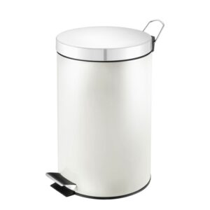 Papelera con pedal blanca para baño de hotel